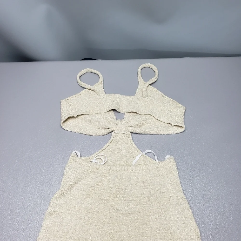 Akira open side's cream mini dress women's size small